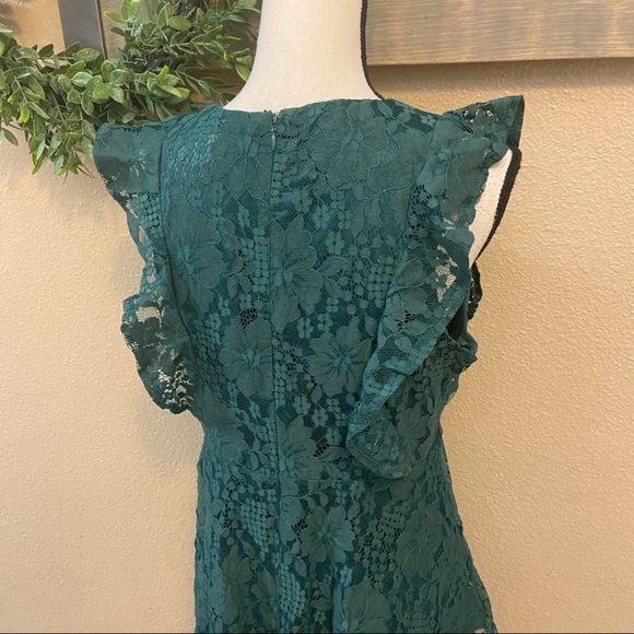 NWOT Lulus Molinetto Forest Green Lace Ruffled Tiered Sleeveless Maxi Dr… - Picture 4 of 10